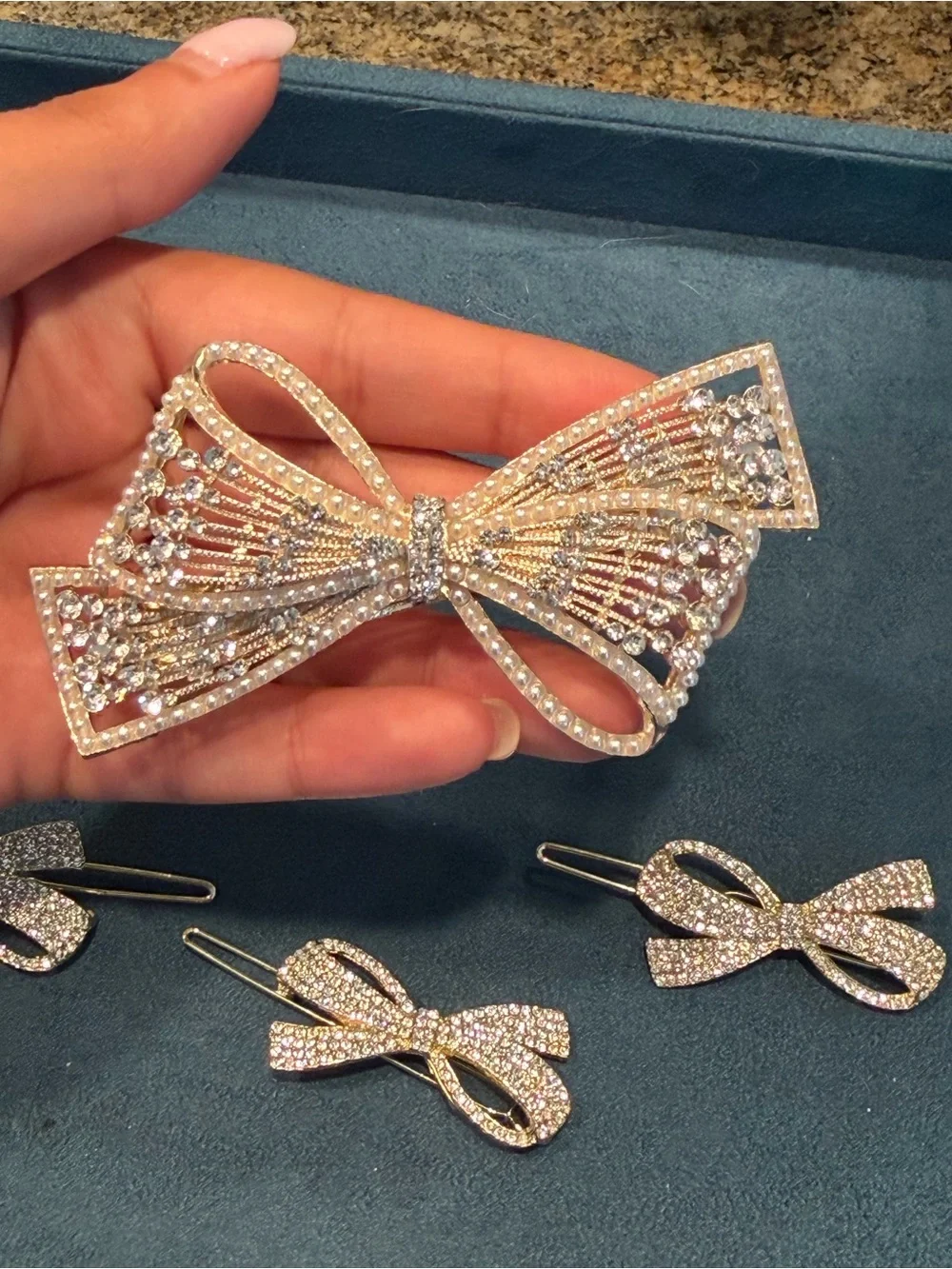 Gold Rhinestone Bow Hair Clip Set